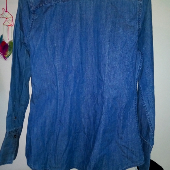 Banana Republic Button Top - Picture 6 of 7